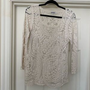 Express lace 3/4 sleeve lace top